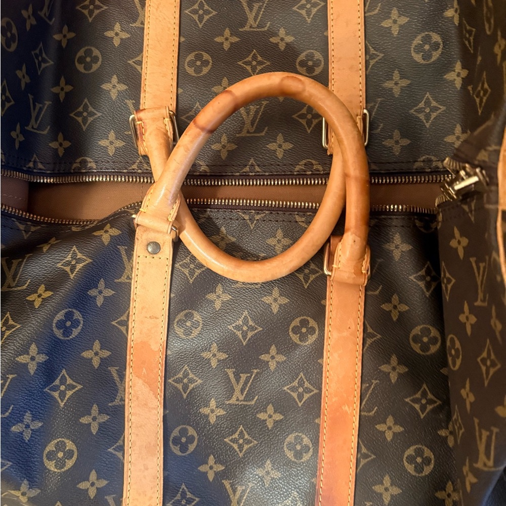 Louis Vuitton Monogram Travel Bag - Picture 2 of 9
